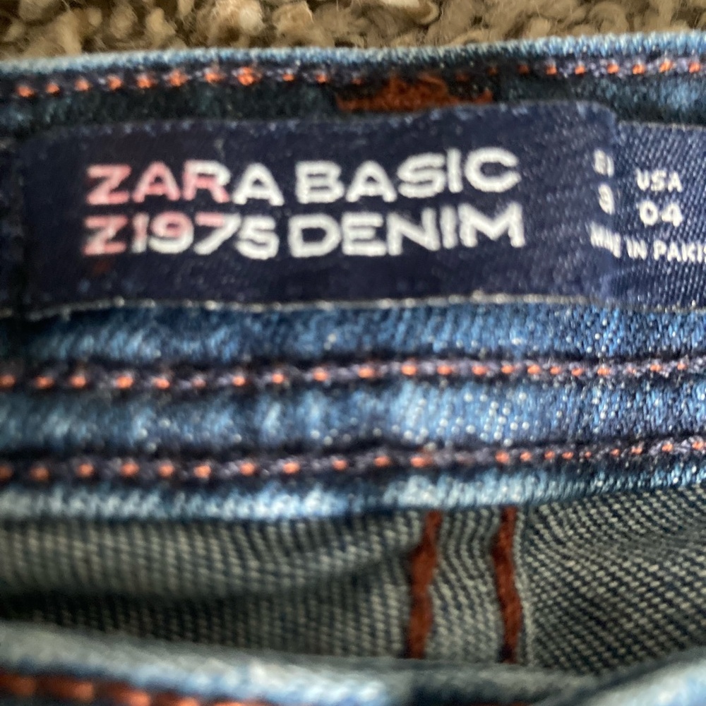 Zara Blue Skinny Jeans with Distressed Details - Picture 4 of 8